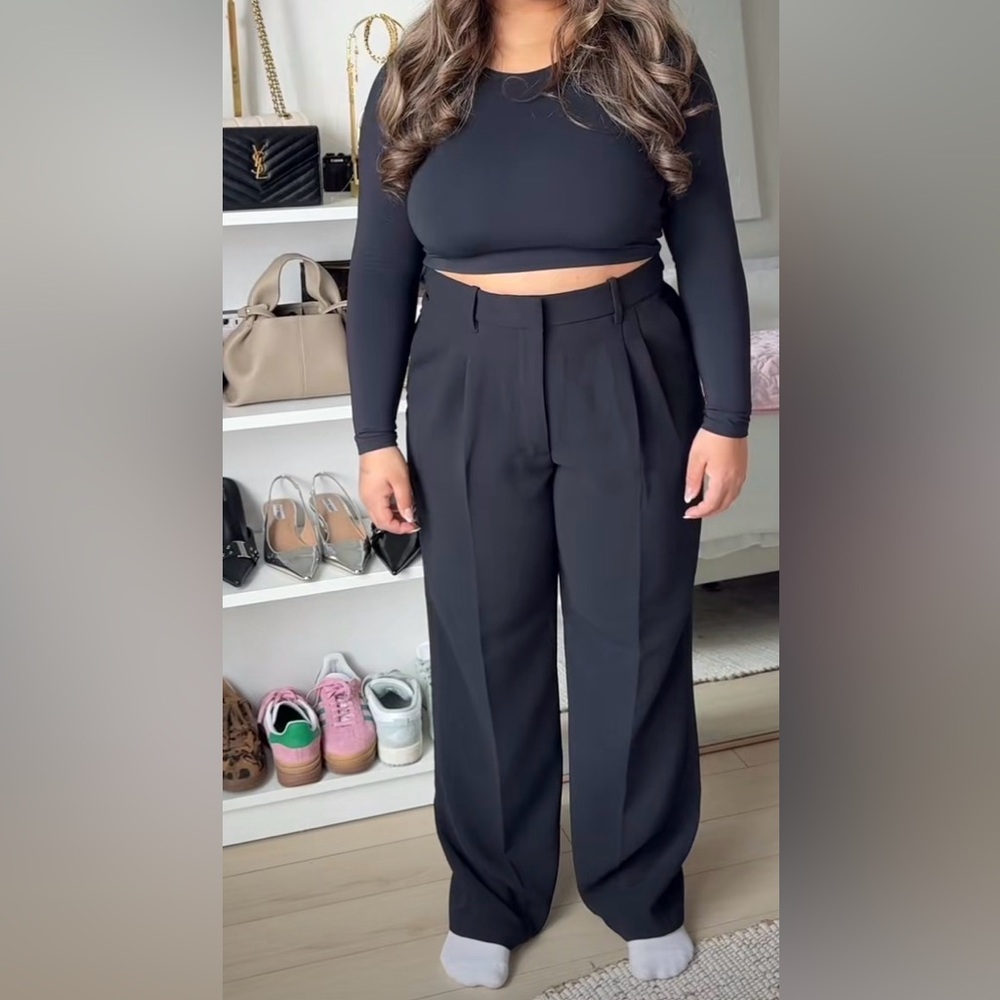 Aritzia Wilfred Effortless Curvy fit